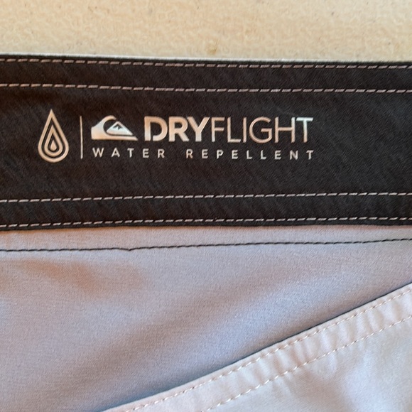 Quicksilver Board Short (31) - Picture 8 of 13